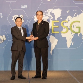 正点游戏治理实力获认可，荣获权威奖项！